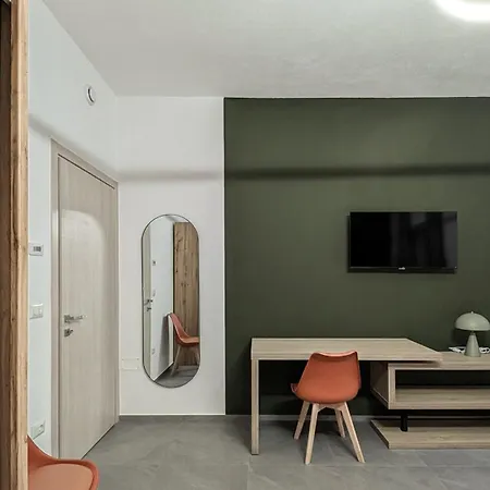 Dante3 - Moderno In Centro Apartment *